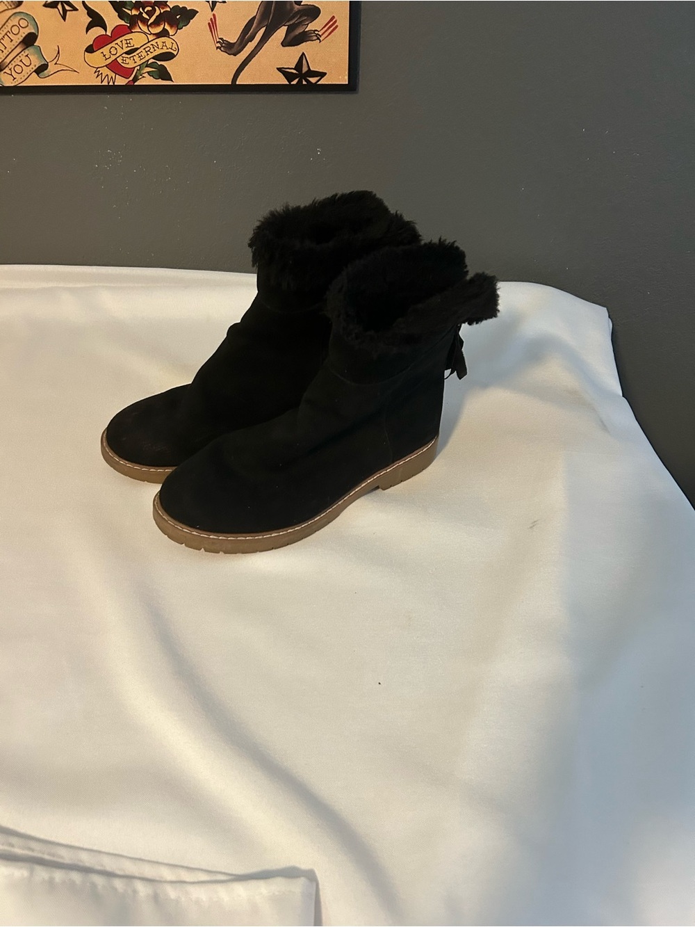 American Eagle Outfitters Black Faux Fur Trim Winter Ankle Boots